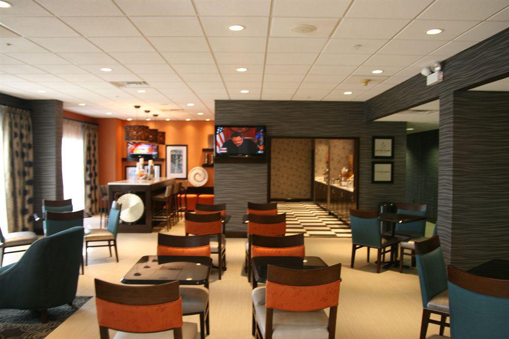 Hampton Inn Dover Exteriör bild