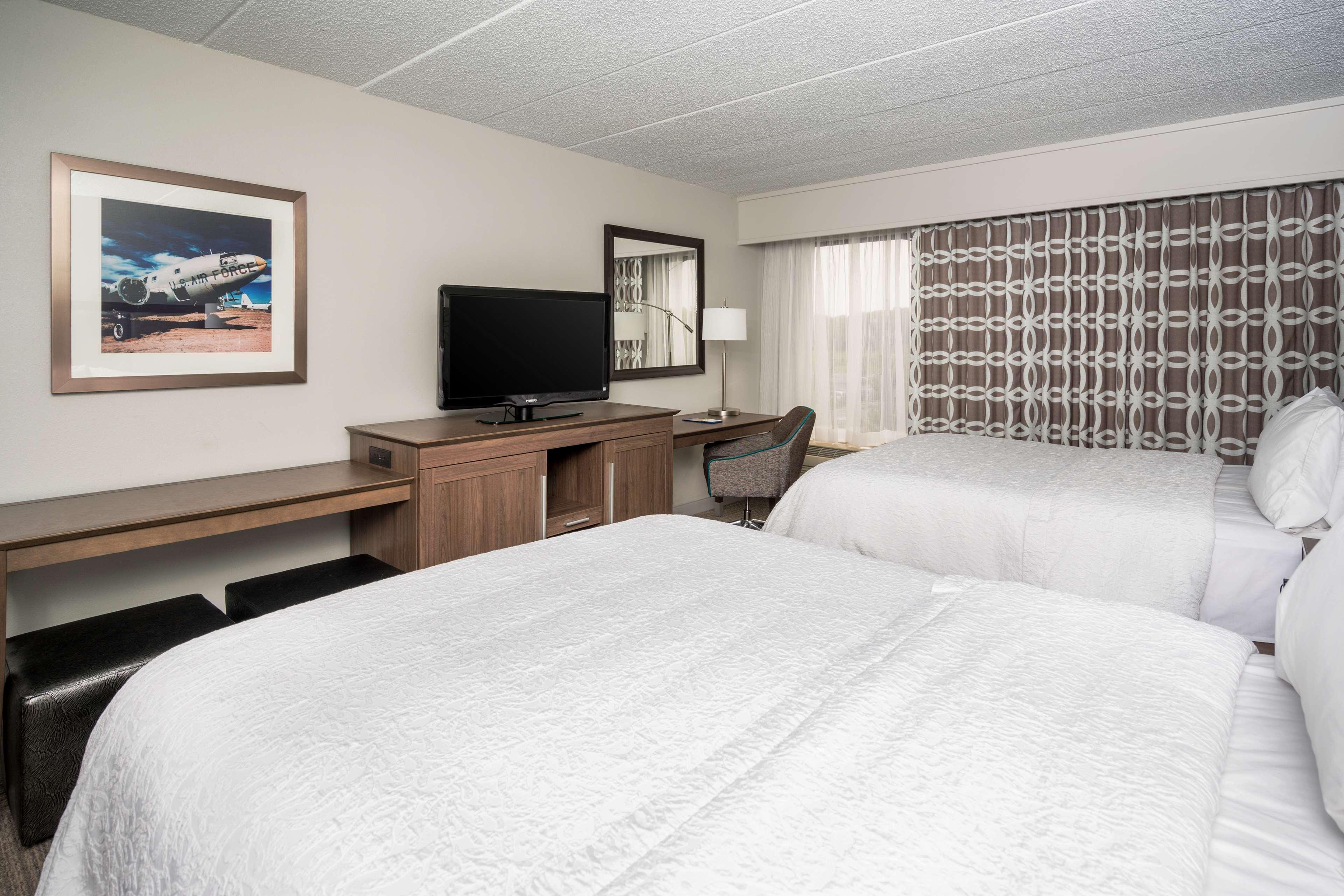 Hampton Inn Dover Exteriör bild