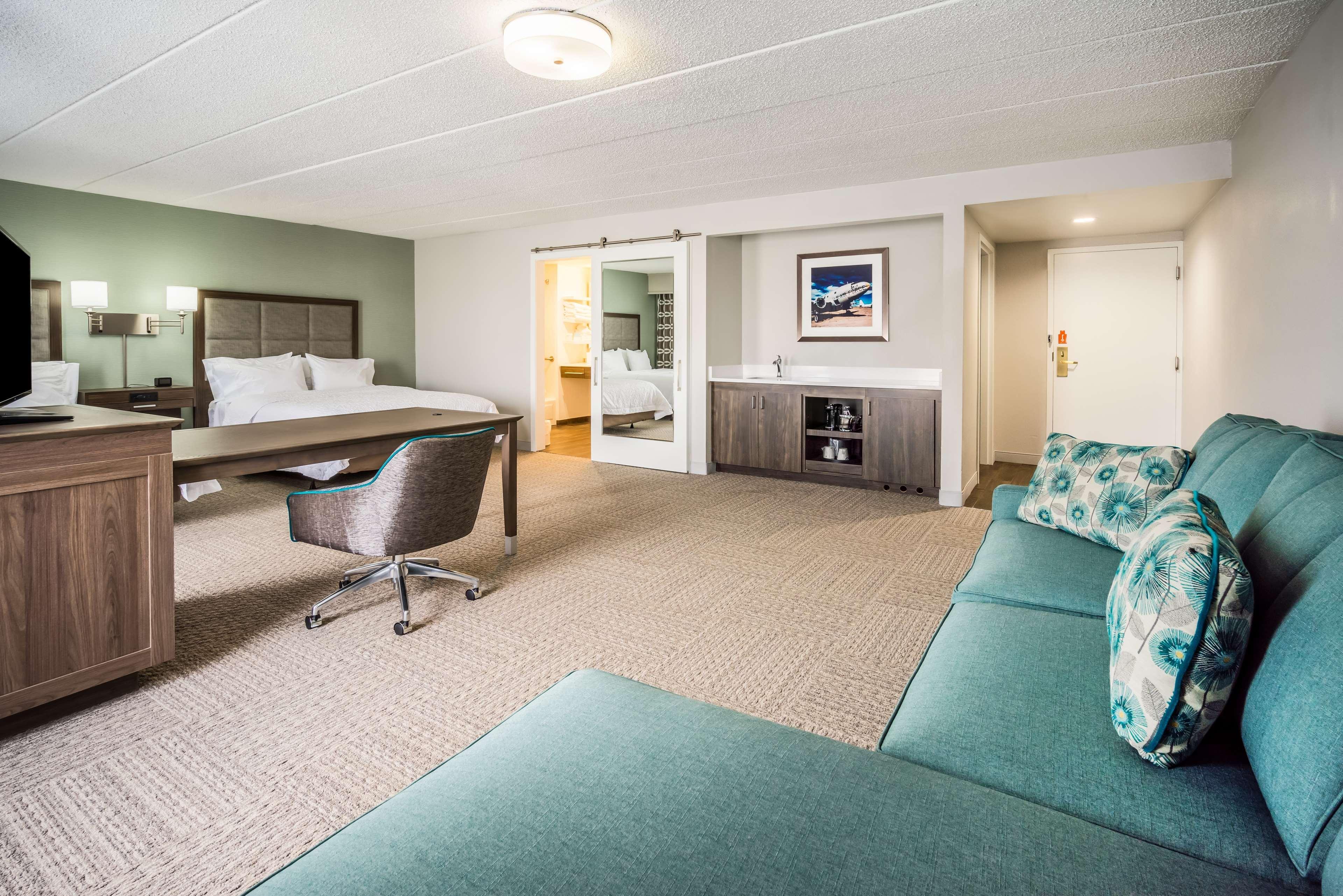 Hampton Inn Dover Exteriör bild