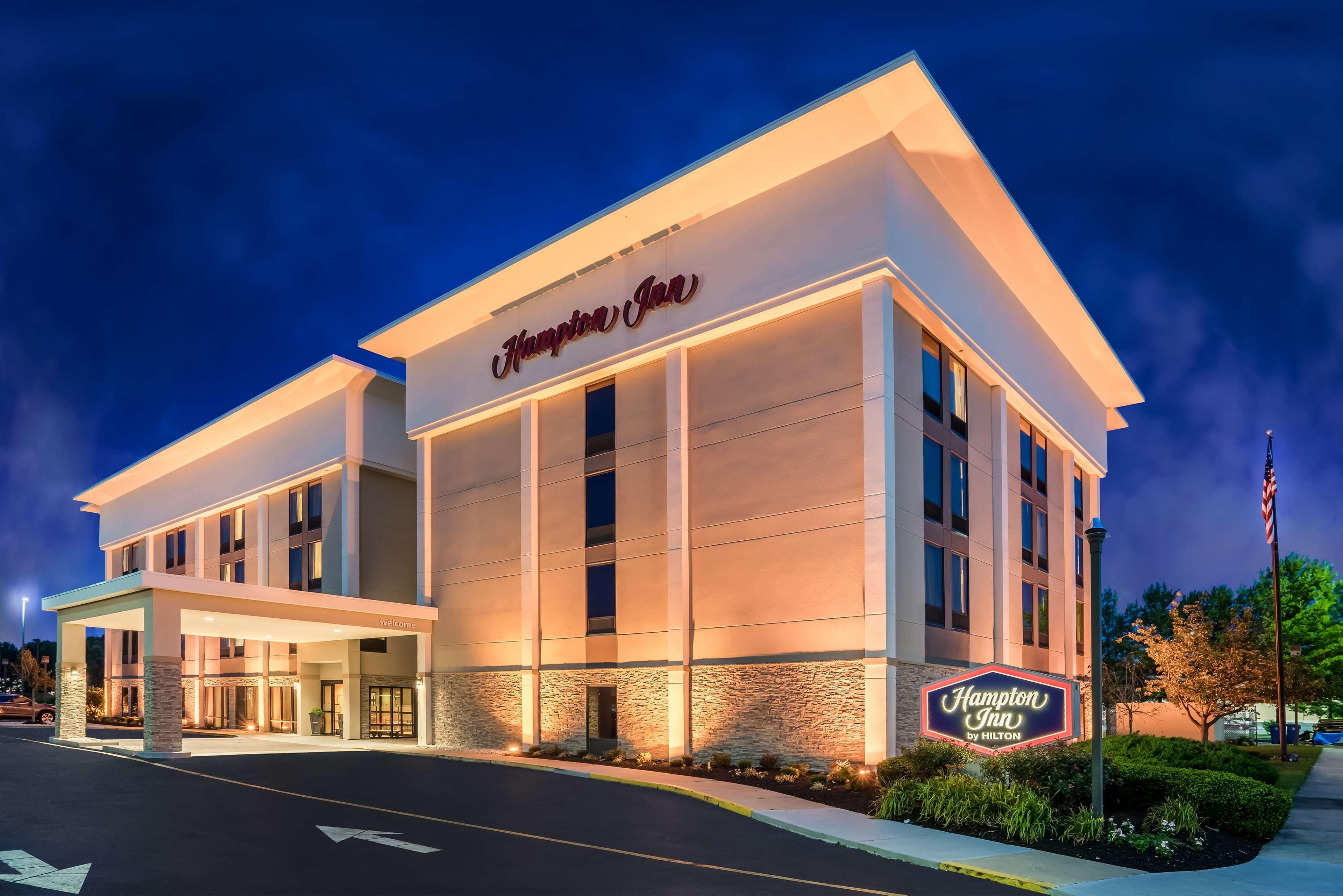 Hampton Inn Dover Exteriör bild