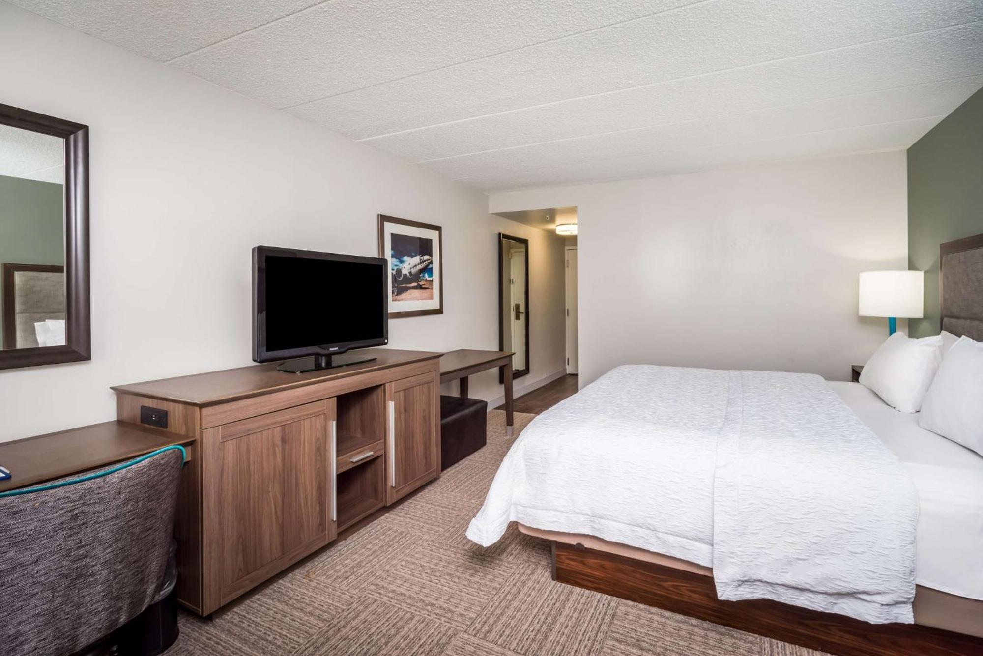 Hampton Inn Dover Exteriör bild