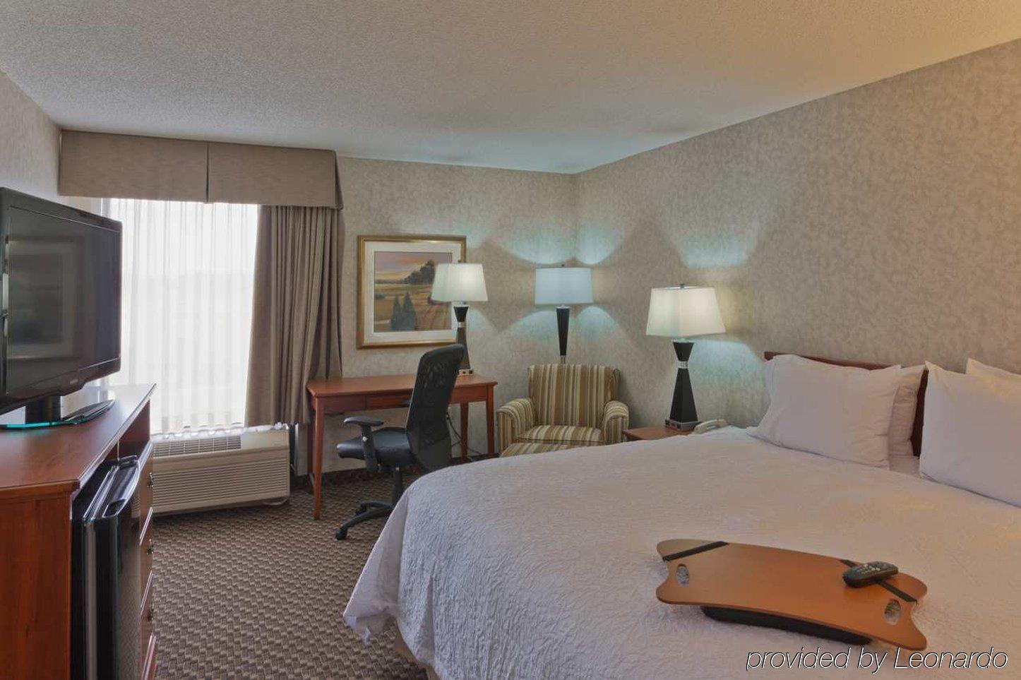 Hampton Inn Dover Exteriör bild