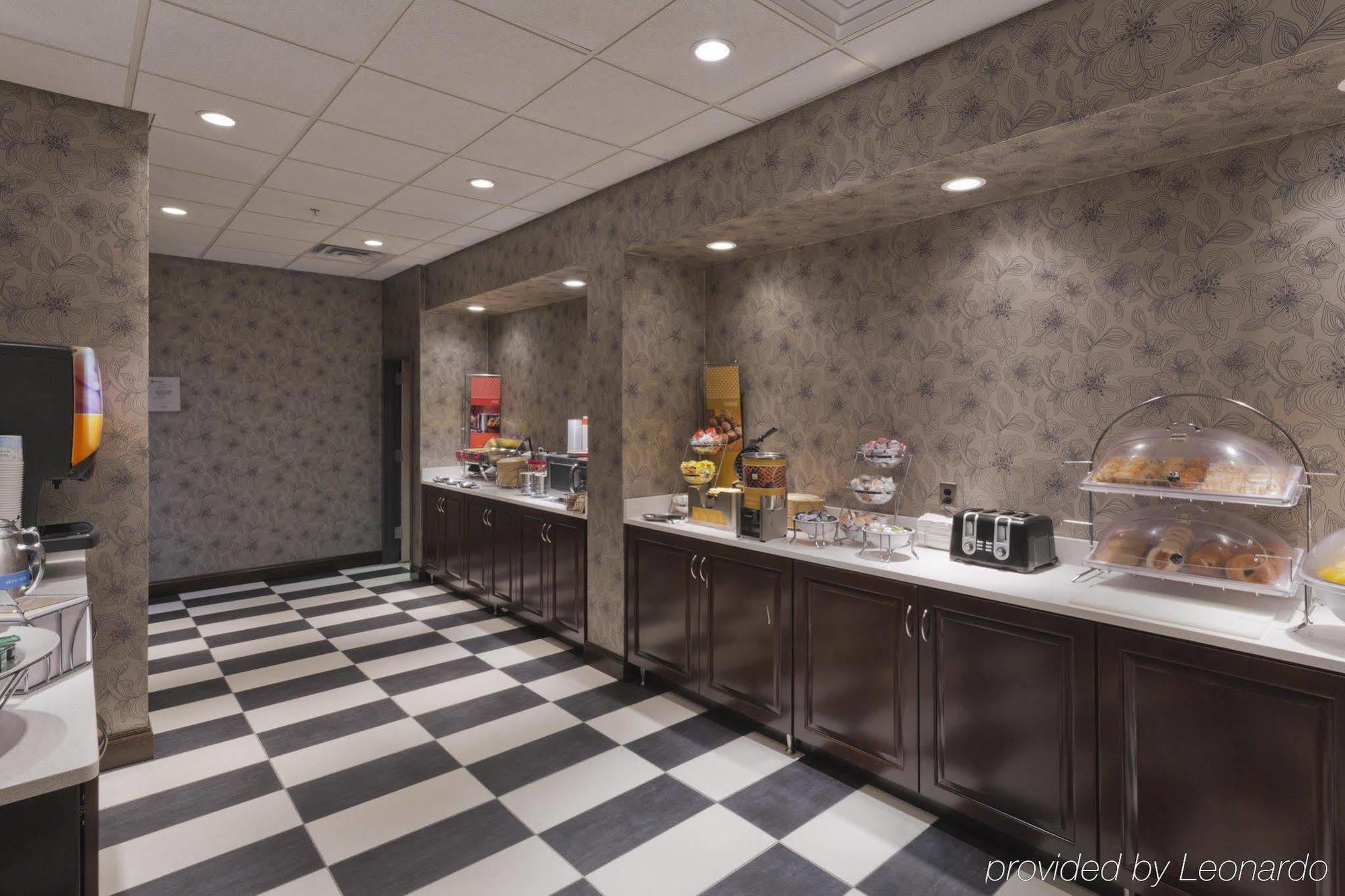 Hampton Inn Dover Exteriör bild