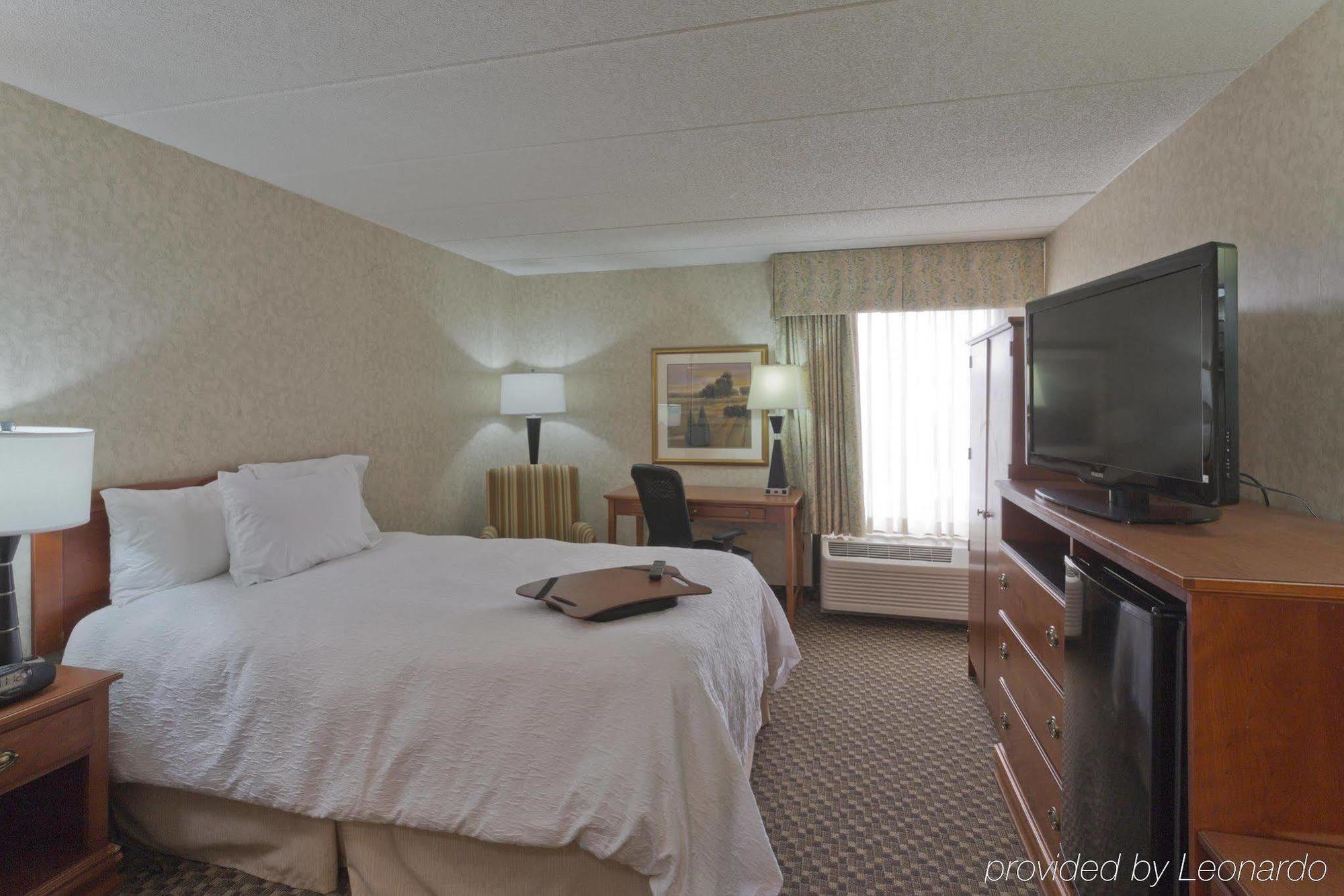 Hampton Inn Dover Exteriör bild