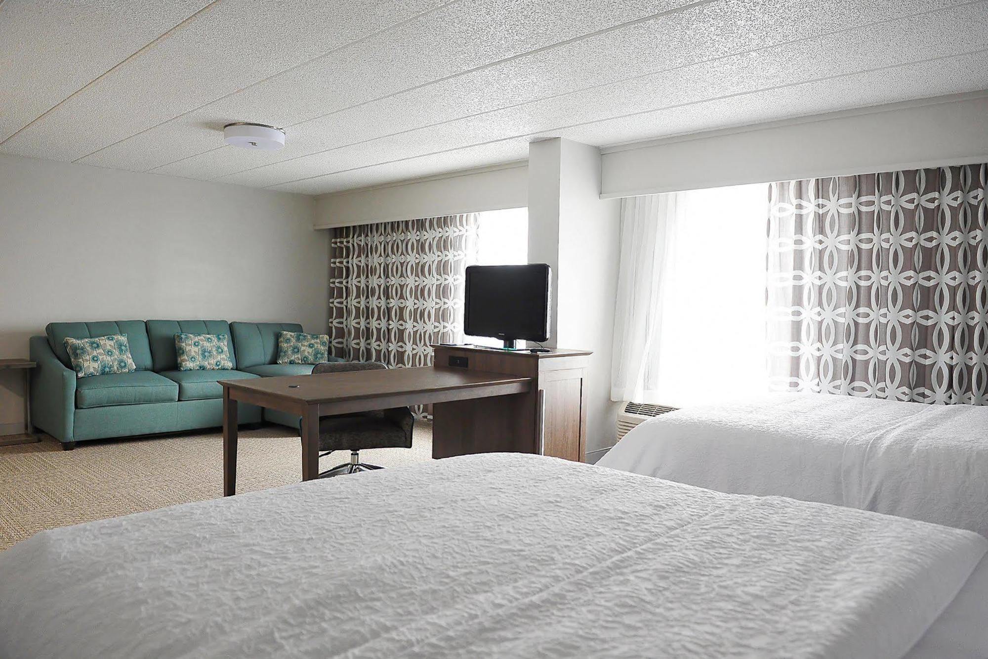 Hampton Inn Dover Exteriör bild